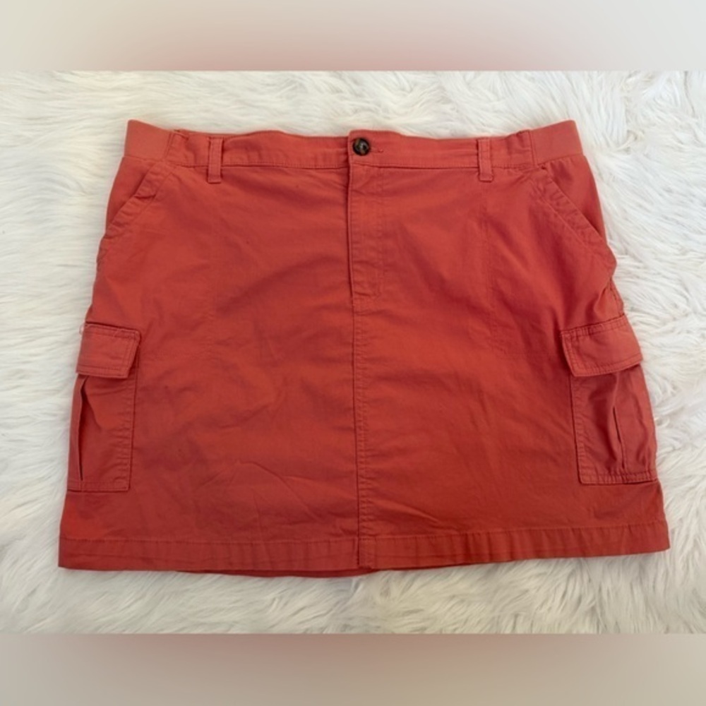 Casual Designs Mid rise Coral Skort